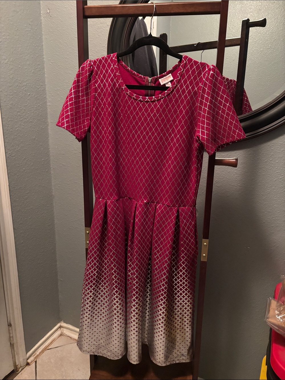LuLaRoe Fuchsia to Cream Ombré Diamond Print Maxi Dress